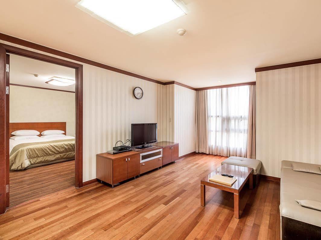 M Chereville Seoul Exterior photo